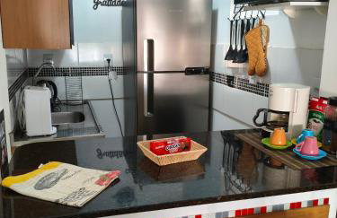 Consulado EUA Apto 1 dorm na frente do Consulado Americano com garagem Porto Alegre - Foto 4