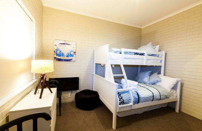 Summit 11 - Fabulous views and location - Photo 3