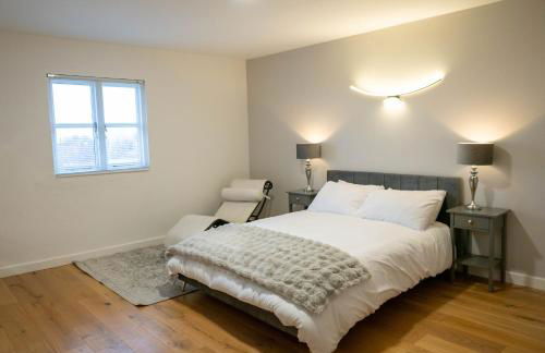 Luxury three-bedroom apartment in Nottingham City Centre - Photo 30