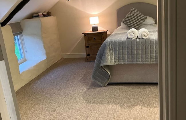 Courtyard Cottage With hot tub and Walled Garden - Foto 10