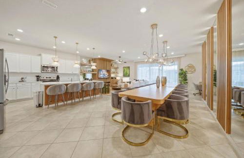 Brand NEW 10Bdrms8Bath Luxury - Foto 15