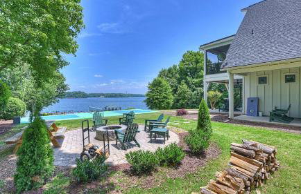 Azalea Retreat - The Cottage by Avantstay Pool - Foto 2