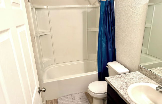 3 Bed Home 5 Mins to JAX Airport & Zoo - Foto 31