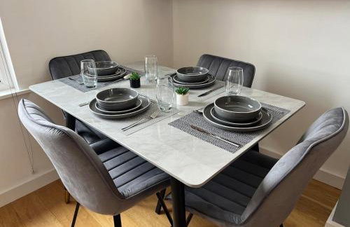 Spacious Duplex Apartment in Greater Manchester - Fast Wifi - Kingsize Bed - Foto 3