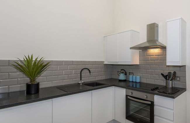 Union Bank Apartments - Photo 18