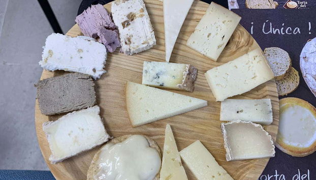 Regional cheese board