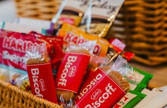 Beautiful 3bed Caravan on Windermere - on White Cross Bay Holiday Park - Photo 29