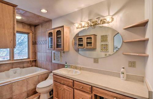 Buena Vista Oasis with Mtn Views, 3 Mi to Dtwn! - Foto 16