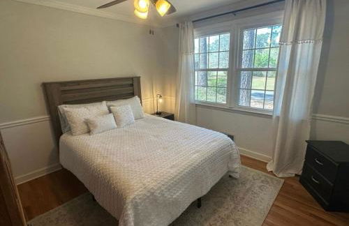 Walk to Masters! Spacious & Modern 4bd Home - Foto 10