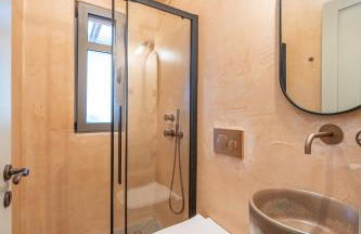 Villa Rodamos - Photo 20