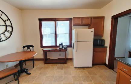 Fully Furnished 2 Bed / 1 Bath - Downtown Appleton - Foto 17