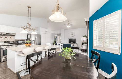 Farmington Gem, fenced yard, sleeps 6 - Foto 2