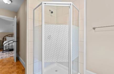 Making Waves by Avantstay Sleeps 20 + Pool - Foto 84