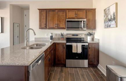 Landing Stylish 2BD Gym Pool - Foto 9