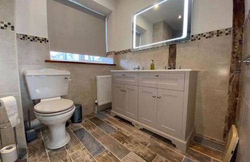 Eco-friendly Dorset cottage with spa set in heart of countryside - Photo 35