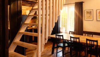 Osada Brzeziny - 25 minut od Warszawy - sauna, balia z jacuzzi, basen, altana, grill, ogród, ognisko - Foto 2