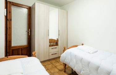 Casa Olivia - Casa indipendente nel centro di Cannigione a 3 minuti a piedi dal lungomare, 5 minuti a piedi dalla spiaggia più vicina e vicinissima alle spiagge più belle della Costa Smeralda - Foto 23