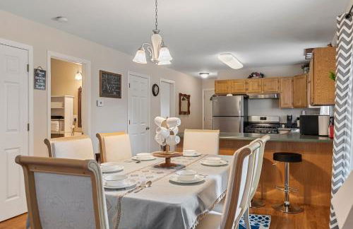 Modern Bungalow Home with Mid-Century Flair - Photo 10