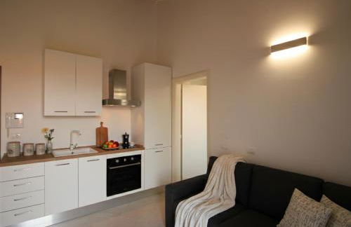 Ginny House Lake - charming flat with pool - Foto 16