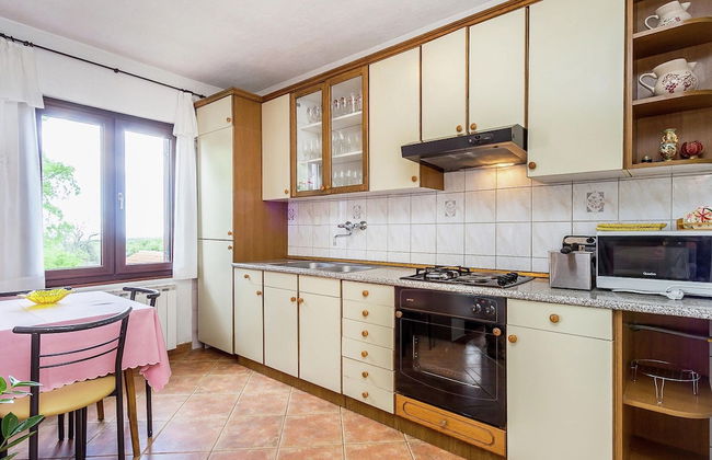 Apartment in Gajana With Mini Football Field - Foto 5