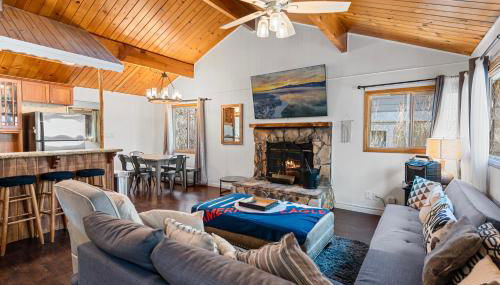 Tipsy Grizzly Cabin - - Foto 5