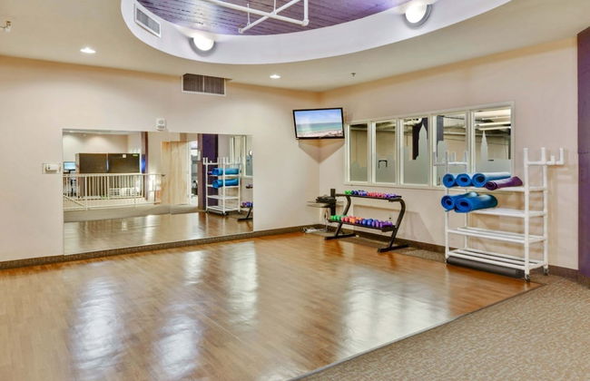 Bluebird Suites at the Warehouse District - Foto 14