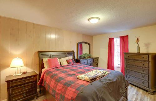 Riverside Country Cabin! Hot Springs Getaway - Foto 12