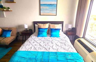 Ocean View Studio Condo w Balcony Pool and Free Parking - Foto 2