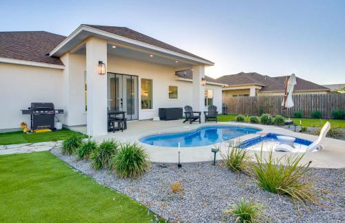 Resort-Style Brownsville Home Private Pool and Gym - Foto 27