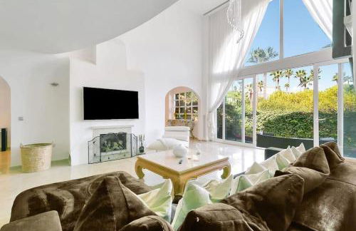 Villa Jacqueline in San Roque - Foto 29