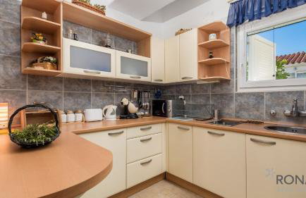 Rona Apartment Aurora - Foto 9