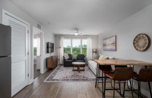 Fourth & River - Top-Floor condo with River Views - 3 King Suites - Foto 2