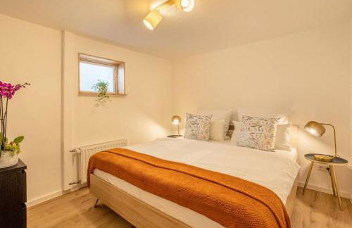 Nature Retreat Pool, Hot Tub, Sauna, Hiking-Caves - Photo 15