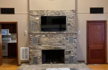 Buckhorn Cabin - Photo 14