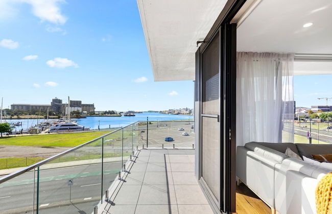 Harbour Towers, Newcastle's Elite Apartment Stays, Free Parking & Tram Access - Foto 10