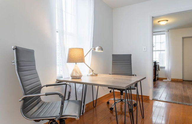 Stairway 3BR Apt w W D Ideal for Groups - Foto 22