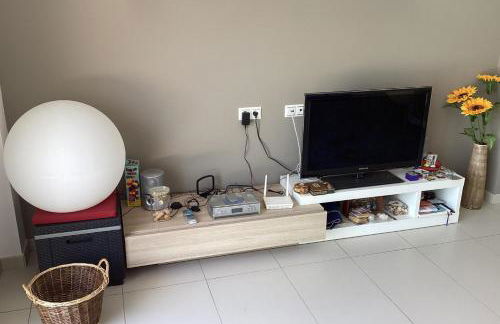 HouseSleeps6-Pool-Beach-Garden-Solarium-PetOK - Foto 3