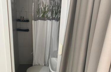 KIT com Ar cond - 5 min do aeroporto - Foto 4