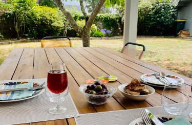 KerDesAmis - Tolles Ferienhaus in Strandnähe mit Sonnenterrasse, Boulebahn und großem Garten - Foto 22