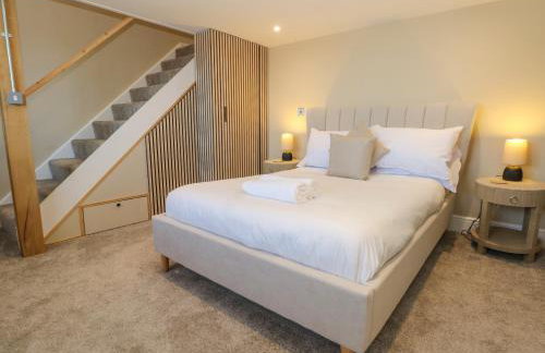 Meadow Manor And Spa - Photo 63