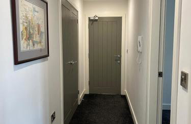 Modern and Stylish Two Bedroom Flat - Foto 17