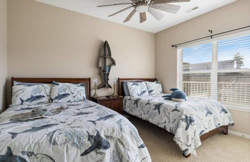 Nautical-Inspired Lakefront Unit w/ Awesome Views - Foto 35