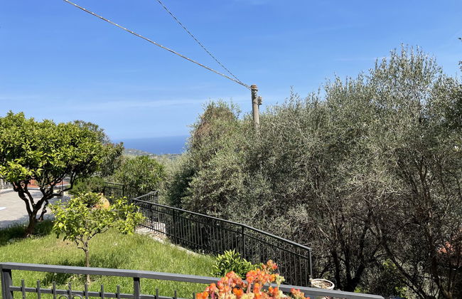 2 bedroom Apartment in Cipressa with garden - Photo 5