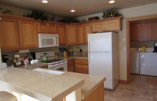 Heaven by the Sea Peaceful 3BR by the Ocean - Foto 18