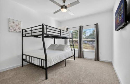 Cozy 2 BR Apt |King Bed |Pool |Gym| Close to Mayo - Foto 2