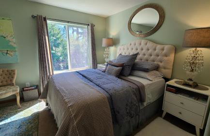 Mt Rainier Way Bedroom with Private Full Bath - Foto 13