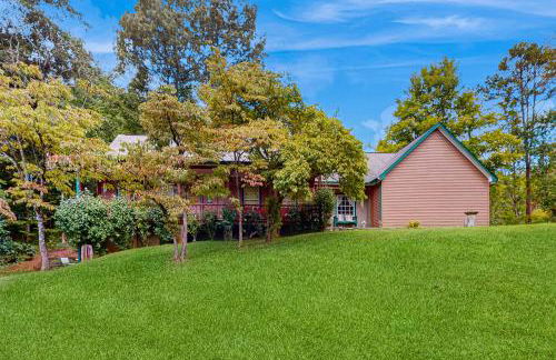 Serene Home Near Douglas Lake Yard Games Grill - Foto 9