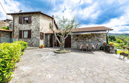 Casa Sant'Anna - In Garfagnana - Happy Rentals - Foto 1