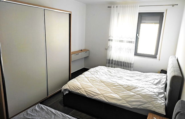 Seafront Apartment in Durres - Photo 7