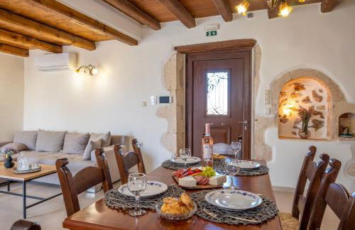 Historic Villa Kassiopi with Panoramic Sea view - Photo 8